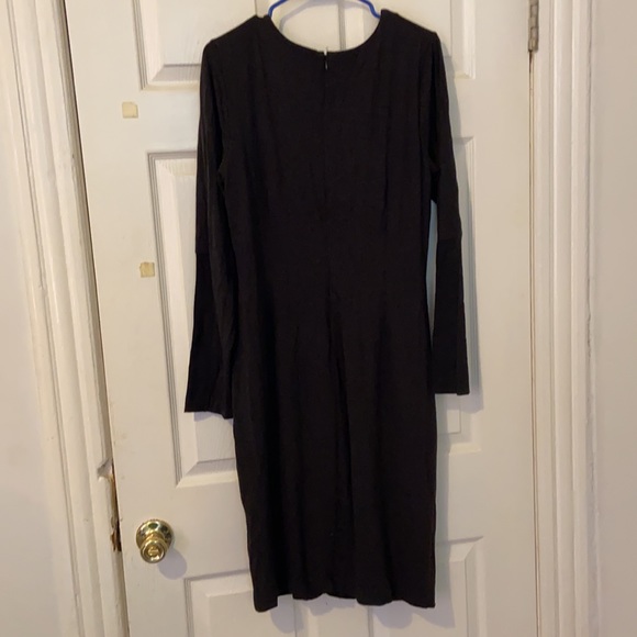 Body hugging long sleeve dress - Picture 2 of 3